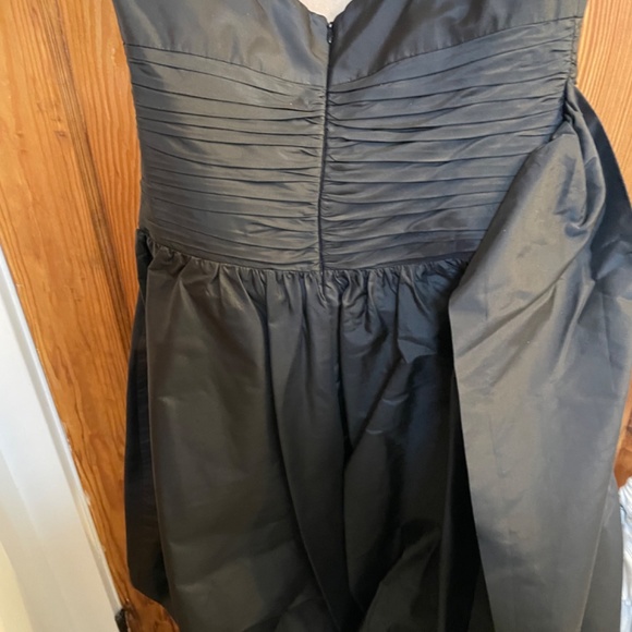 Black Strapless Cocktail Dress with Bow Sz 6 - Picture 2 of 4